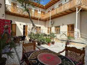Old Bukhara Boutique